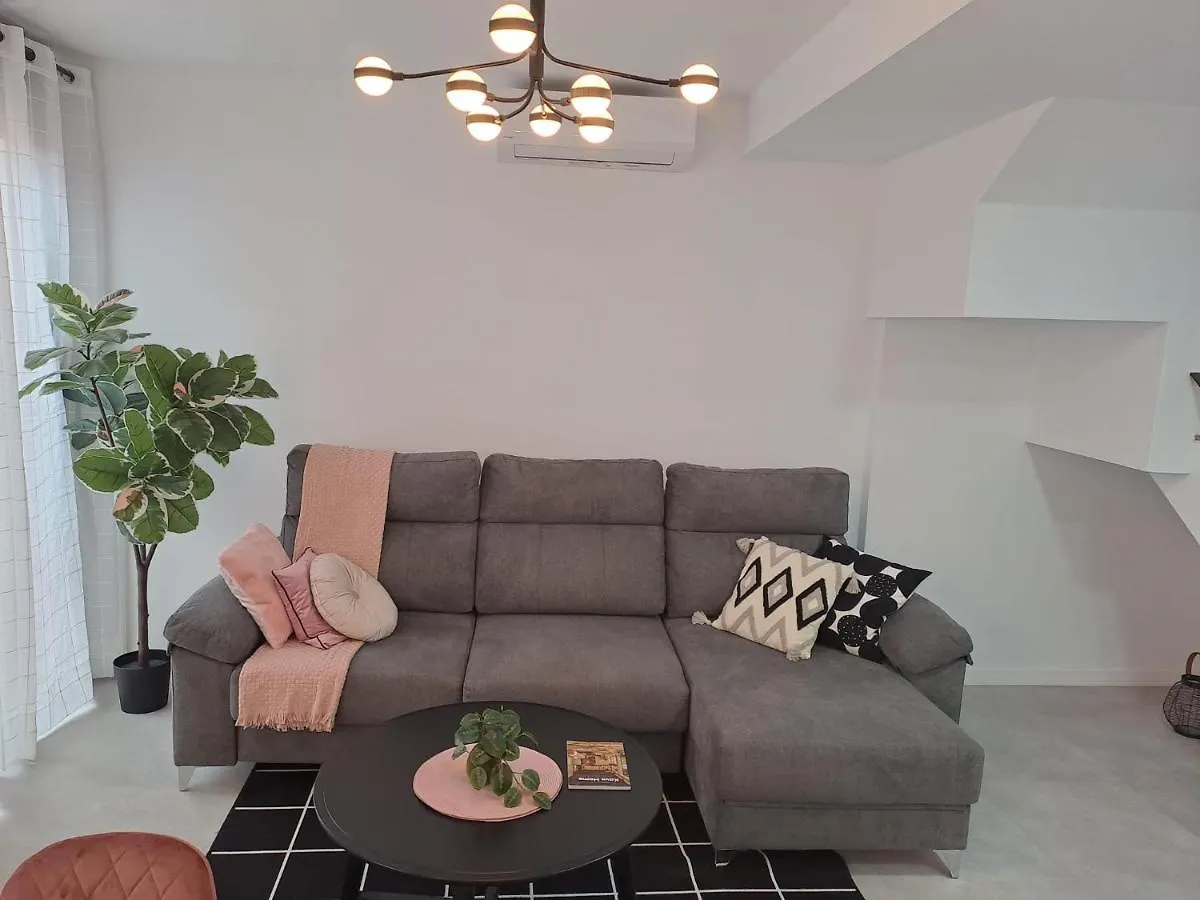 Apartamentos Jara 1C Málaga 0*,