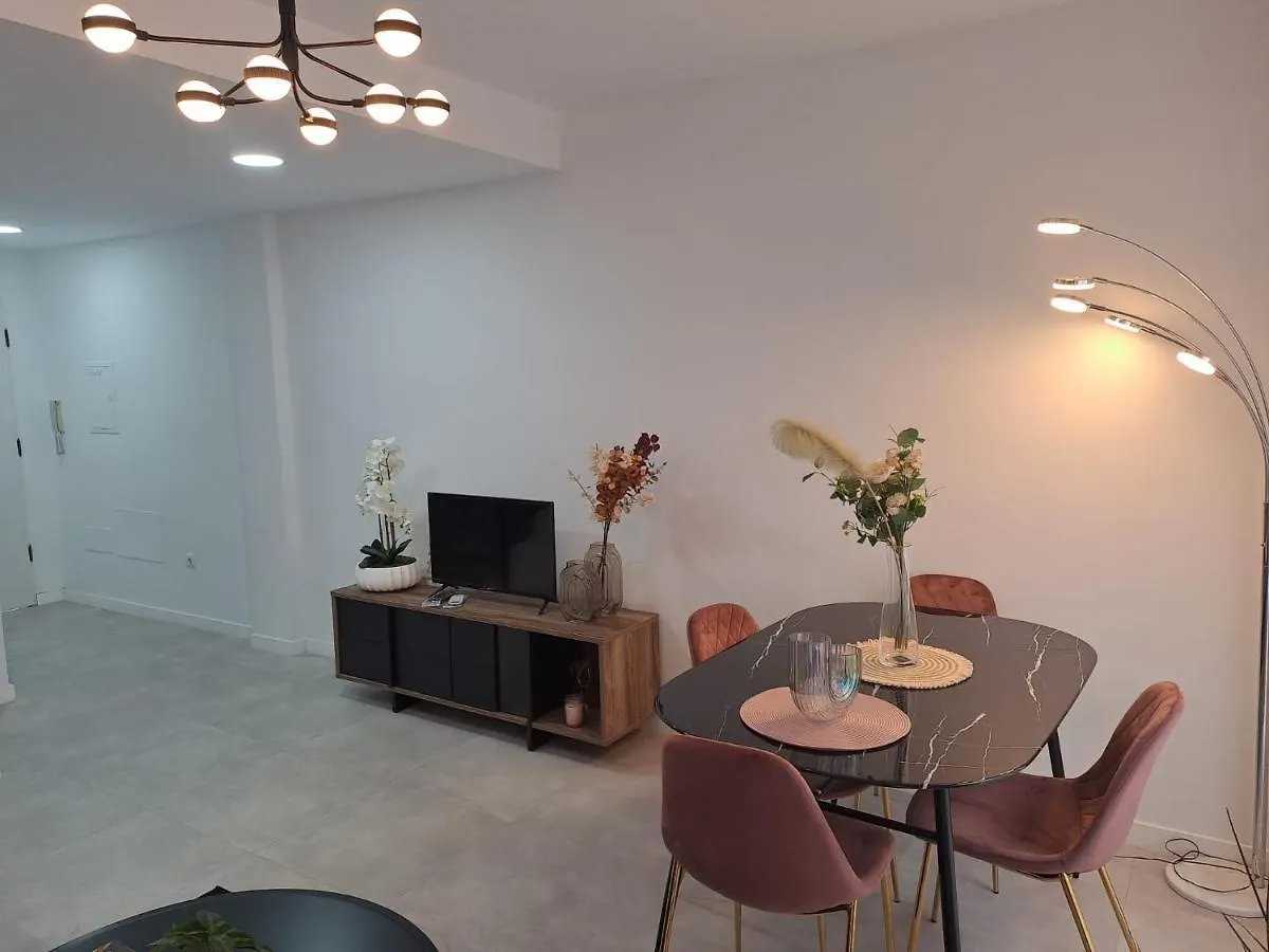 Apartamentos Jara 1C Malaga Apartment